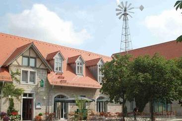 Отель Landgasthof Zum Alten Gut
