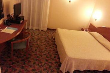 בית מלון כפרי Persico's