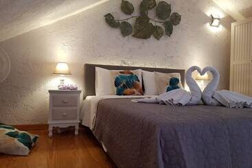 شقق خاصة سياحية Virvilis Apartments