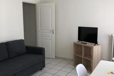 מלון דירות Appôtel Voltaire