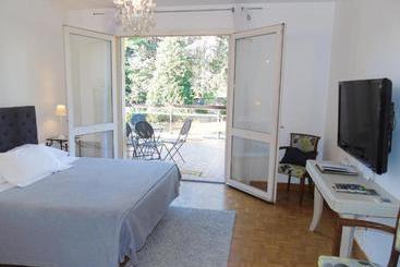 تختخواب و صبحانه La Suite Saint Jean  Chalon Sur Saône