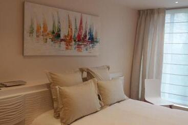 تختخواب و صبحانه Maison De La Garenne & Spa