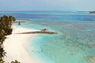 هتل Canopus Retreat Thulusdhoo