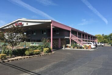 فندق على الطريق Beaverton Budget Inn