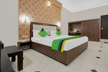 فندق Treebo Trend Dream Palace