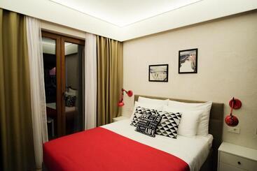 فندق Sl Industry