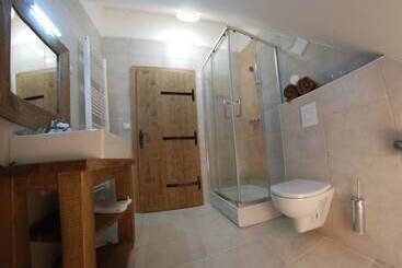 آپارتمانهای توریستها Panonska Vas Villas