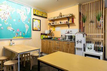 پانسیون 24 Guesthouse Seomyun