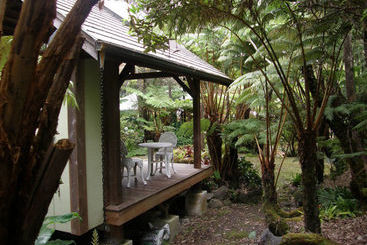 Volcano Teapot Cottage