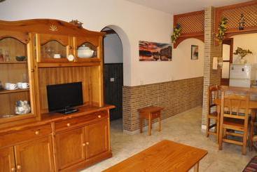 Red Star Surf   Hostel
