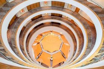 هتل Hyatt Place Hyderabad Banjara Hills