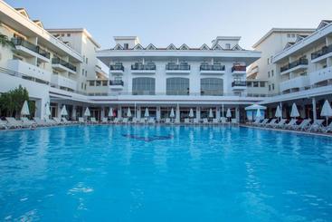 هتل Side Aquamarin Resort & Spa