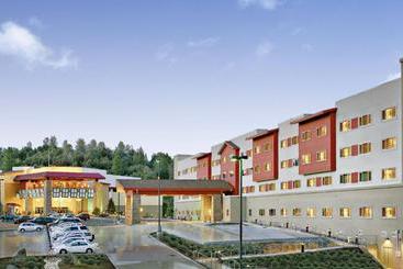 The Hotel At Black Oak Casino Resort