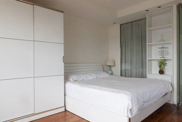 Yasmine Seasons Park Apartment