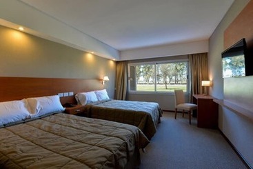 בית מלון כפרי Howard Johnson San Francisco