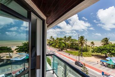 בית מלון כפרי João Pessoa Hplus Beach