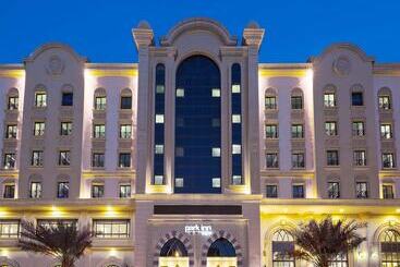 هتل Park Inn By Radisson Makkah Al Naseem