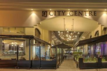 هتل Qcc Residence