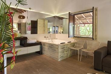 استراحتگاه Hacienda Combia