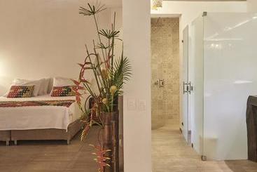 استراحتگاه Hacienda Combia