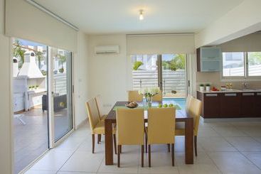 Athina Villa 8