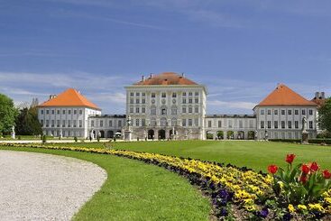 فندق Courtyard By Marriott Munich Garching