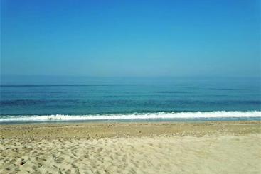 هتل Golden Beach