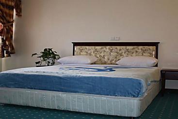 Tourist Hotel Yasuj