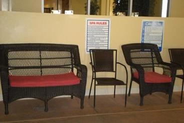 Clarion Hotel & Conference Center