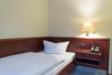 فندق Altdeutsche Weinstuben