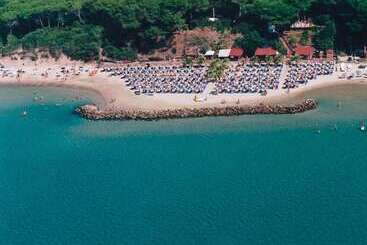 فندق Borgo Valmarina