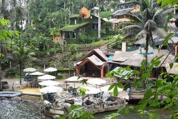 هتل Kashama Eco Resort & Spa