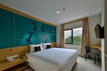 Zodiak Mt Haryono By Kagum Hotels