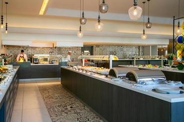 Vangelis Hotel & Suites