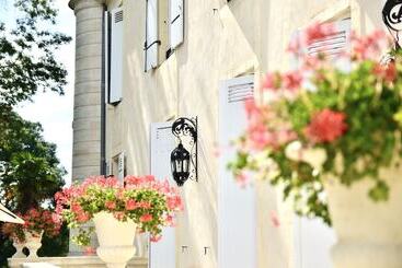 مبيت وإفطار Chateau Sénailhac