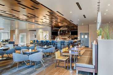 Cambria Hotel Phoenix Chandler Fashion Center