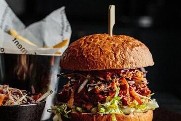 Отель Citysuites Apart