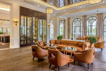 هتل Meliá Vinpearl Cam Ranh Beach Resort