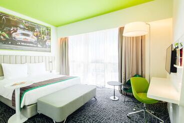 هتل Park Inn By Radisson Dubai Motor City