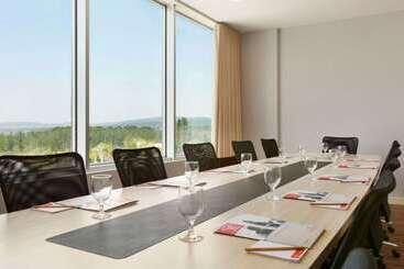 فندق Ramada By Wyndham Soma