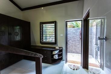 هتل The View Fiji