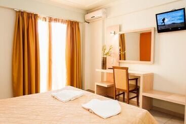 Zante Plaza Hotel & Apartments