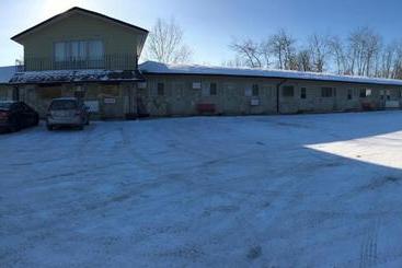 New Country Motel