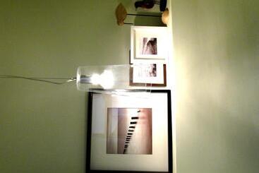 تختخواب و صبحانه La Maison Des Arts