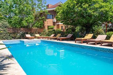 هتل Descanso Las Tres Marias Apart