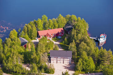 Santa S Little Village   Hotel Uitonniemi