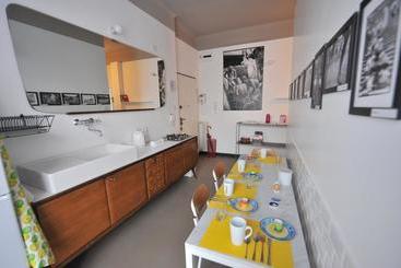 B&b Quater Lett