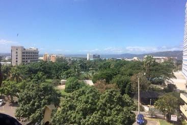 تختخواب و صبحانه Malia S New Kgn Apartment