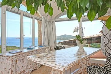 تختخواب و صبحانه Villa Anna