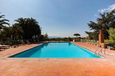 צימר Villa Viuli